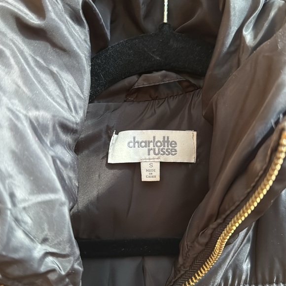 Charlotte Russe Women’s Black Puffer Vest small - Picture 3 of 6